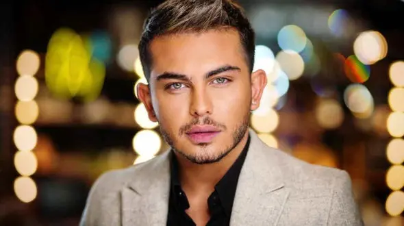 فیلم دیدنی از جشن تولد  لوکس ارسلان قاسمی برای سگش ! / حسرت برانگیز