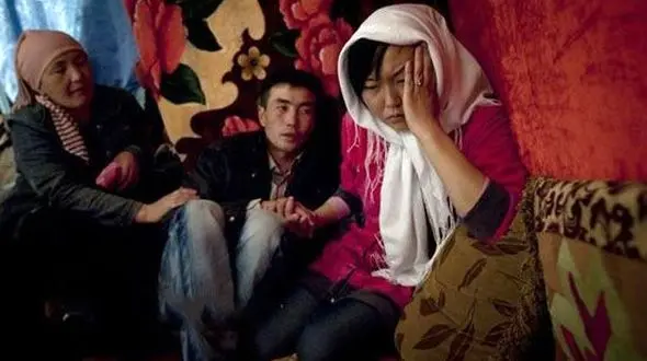 دختر 22 ساله را دزدیدند تا عروس اتاق حجله احمد شود + عکس