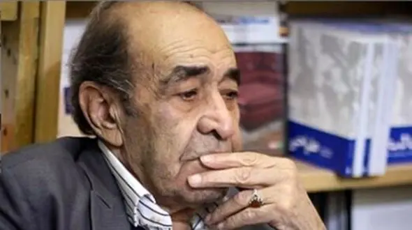 سلفی دو بازیگر مشهور تلویزیون با ایرج خواجه‌امیری 