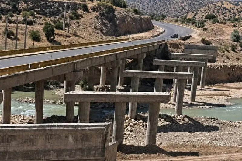 پل تنگ سریز بویراحمد پس از ۶ سال همچنان اسیر وعده‌ها؛دادستان هشدار داد