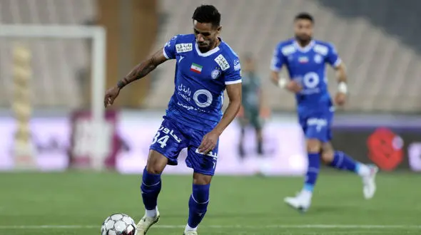 استقلال برای گل سوخته سند رو کرد / فیلمی که نشان می دهد داور پیروزی را از آبی ها گرفت