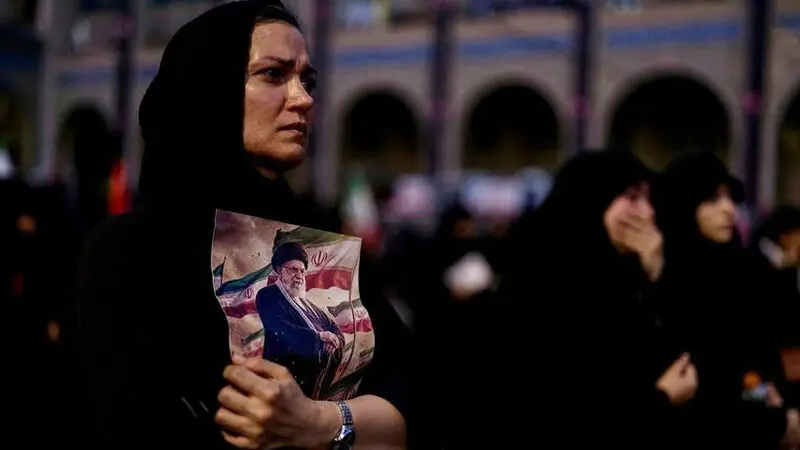 تصاویر خاص خبرگزاری رویترز از مراسم وداع با رهبر شهید آیت الله خامنه ای در مصلی تهران