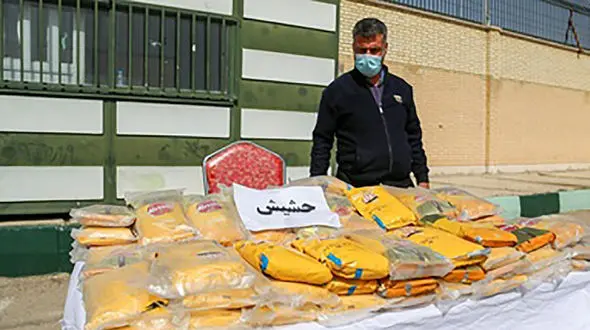 آثار سارقان شیراز نمایشگاه شد + عکس