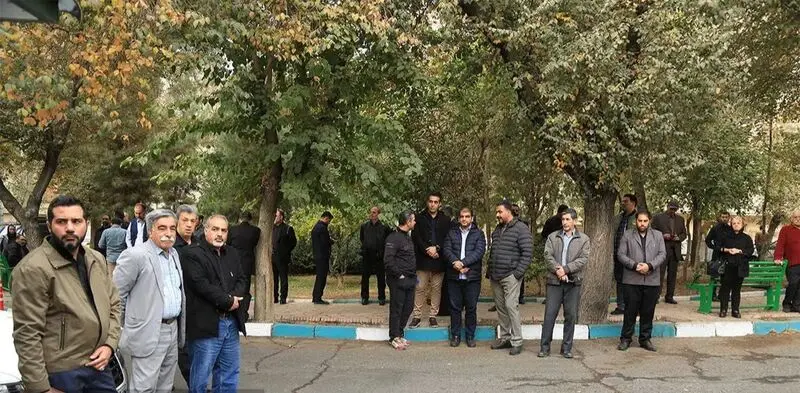 تشیع جنازه خواهر احمدی نژاد 