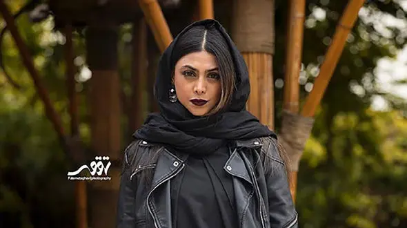 عکس عجیب و جنجالی آزاده صمدی !