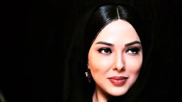 سلفی نزدیک لیلا اوتادی از چهره کاملا دستکاری شده و زیبای خود/ لیلا اوتادی جزئیات عمل های زیباسس خودش را منتشر کرد....