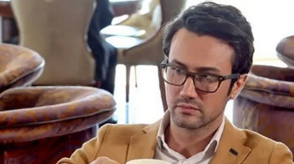 رونمایی شاهرخ استخری از دفتر کارش در بلژیک برای اولین کار+عکس/ من عاشق محیطش شدم