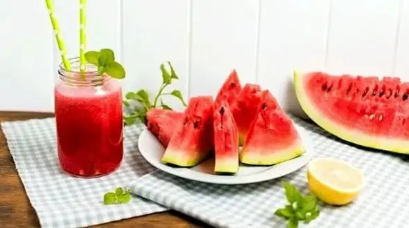 تقویت سلامت بدن در تابستان با مصرف این میوه شگفت‌ انگیز