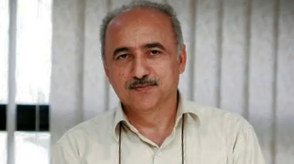 دولت پزشکیان خزانه را کاملا خالی تحویل گرفت / افق وضعیت دلار در کشور روشن نیست 