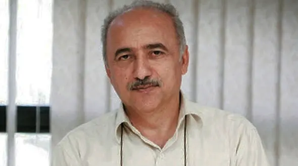 دولت پزشکیان خزانه را کاملا خالی تحویل گرفت / افق وضعیت دلار در کشور روشن نیست 
