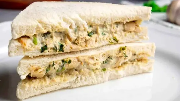 خطرات پنهان ساندویچ‌ های سرد در روزهای گرم تابستان