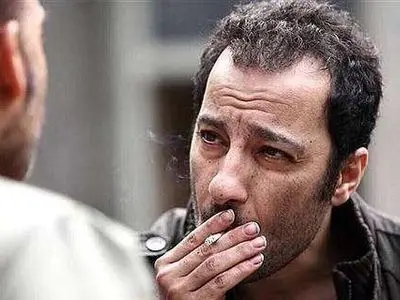 فیلم/ نوید محمدزاده بازیگر ابد و یک روز: وقتی منو از پله ها میاوردن همه گریه میکردن/ پیمان معادی بیشتر از 30 برداشت نتونست منو  بزنه