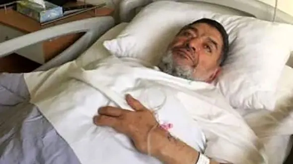 حال علی اکبر محتشمی پور در شرایط حساس + عکس و جزئیات