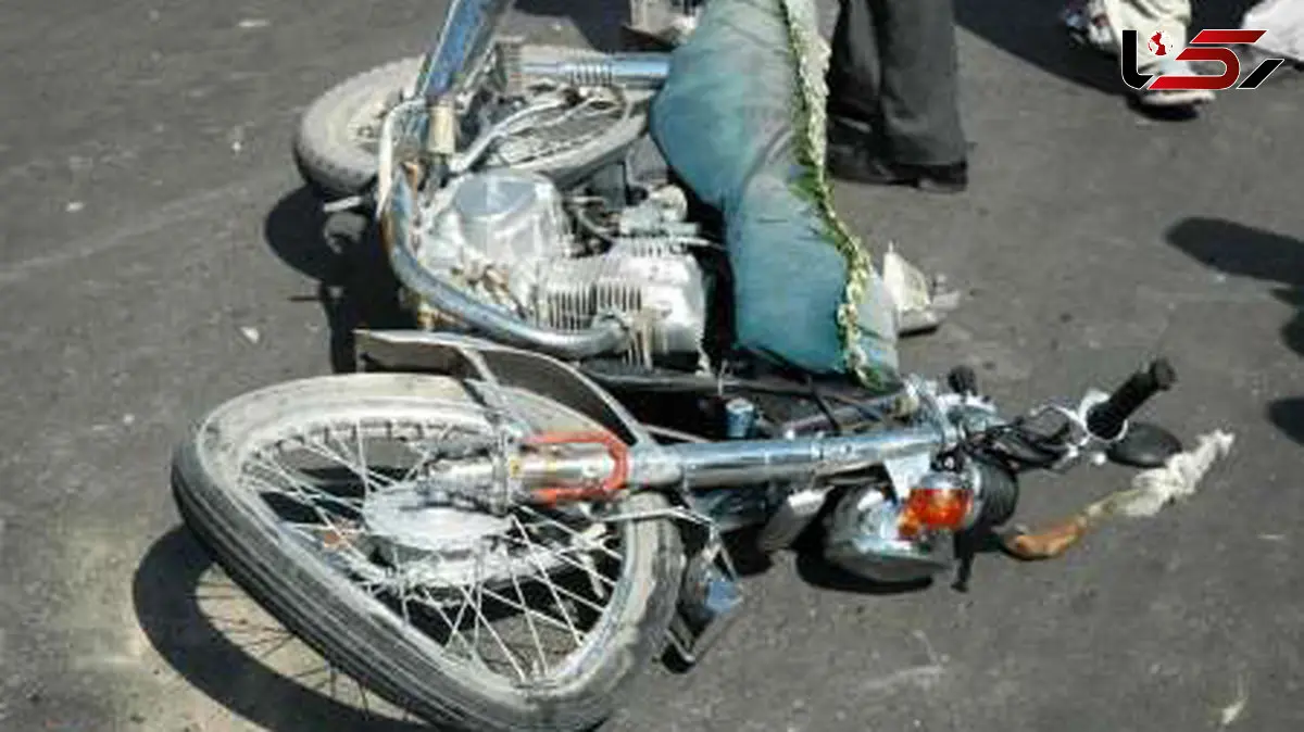 برخورد مرگبار موتور با لودر، سه قربانی بر جای گذاشت