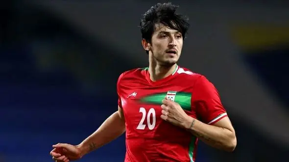 جنجال شباهت مرد ایتالیایی به سردار آزمون در رم  ! / واکنش سردار چه بود ؟!