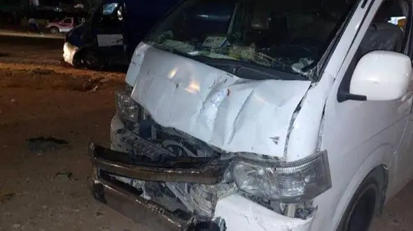 جزییات واژگونی خودرو ون زائران در عراق / ۱۲ نفر مصدوم شدند