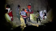 عملیات 6 ساعته نجات جوان 26 ساله در دره قایم شو مهریز