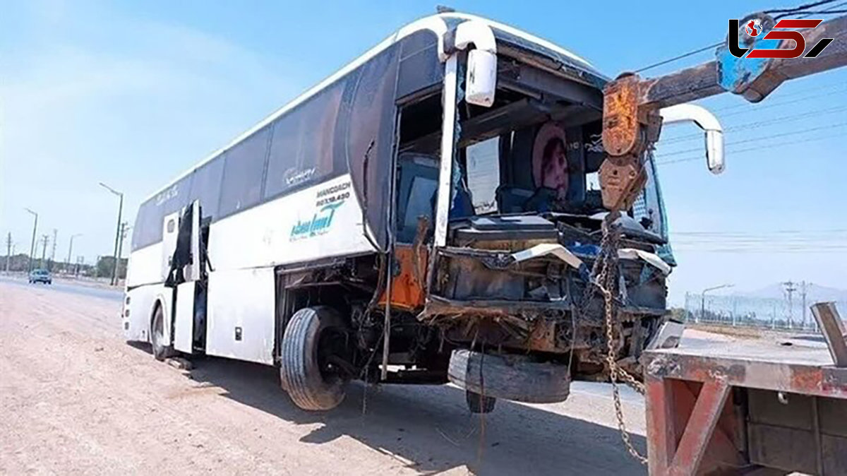 علت تصادف اتوبوس در جاده سبزوار چه بود؟ / 55 نفر مصدوم شدند