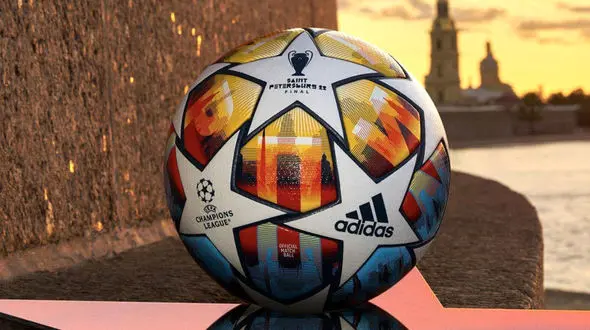 رونمایی از توپ رسمی فینال لیگ قهرمانان اروپا 2022