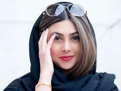 فیلم / آزاده صمدی به فرحبخش: آب را بریز آنجا که می‌سوزد / دعوای خانم بازیگر با تهیه کننده بالا گرفت ...