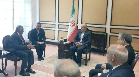 وزیر خارجه پاکستان به دیدار پزشکیان رفت  
