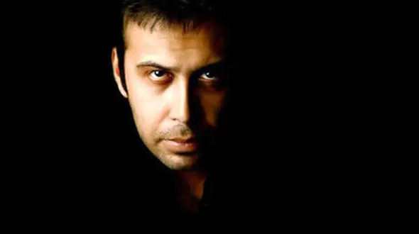 ممنوع الکار شدن خواننده پاپ به خاطر ترانه سالروز خرمشهر