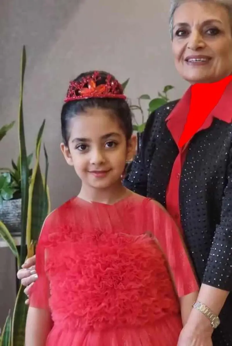 سوفیا و مادربزرگش