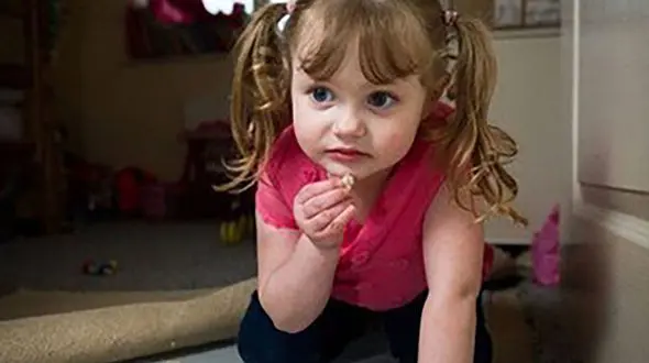 عادت عجیب دختر 4 ساله آمریکایی + عکس