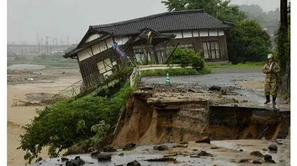 رانش زمین  خانه‌ای را با سکنه‌اش بلعید
