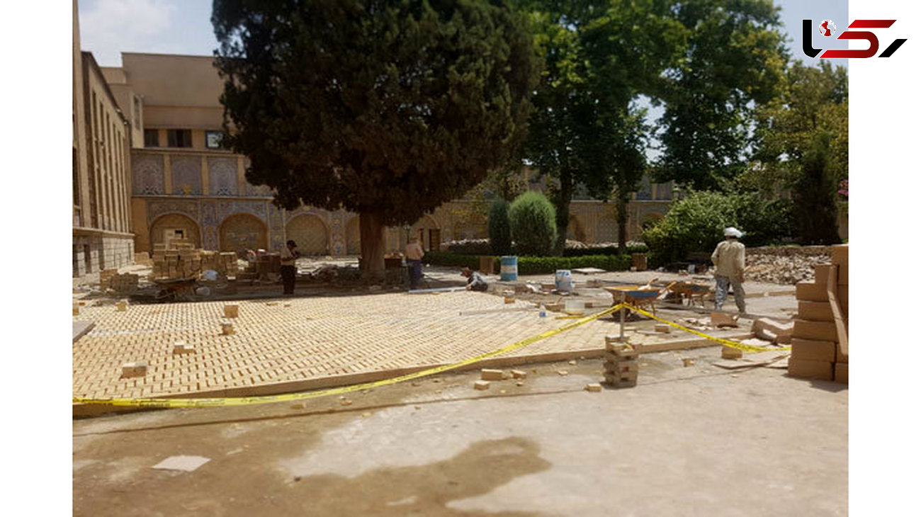 مرمت سازی آجر‌فرش محوطه کاخ گلستان