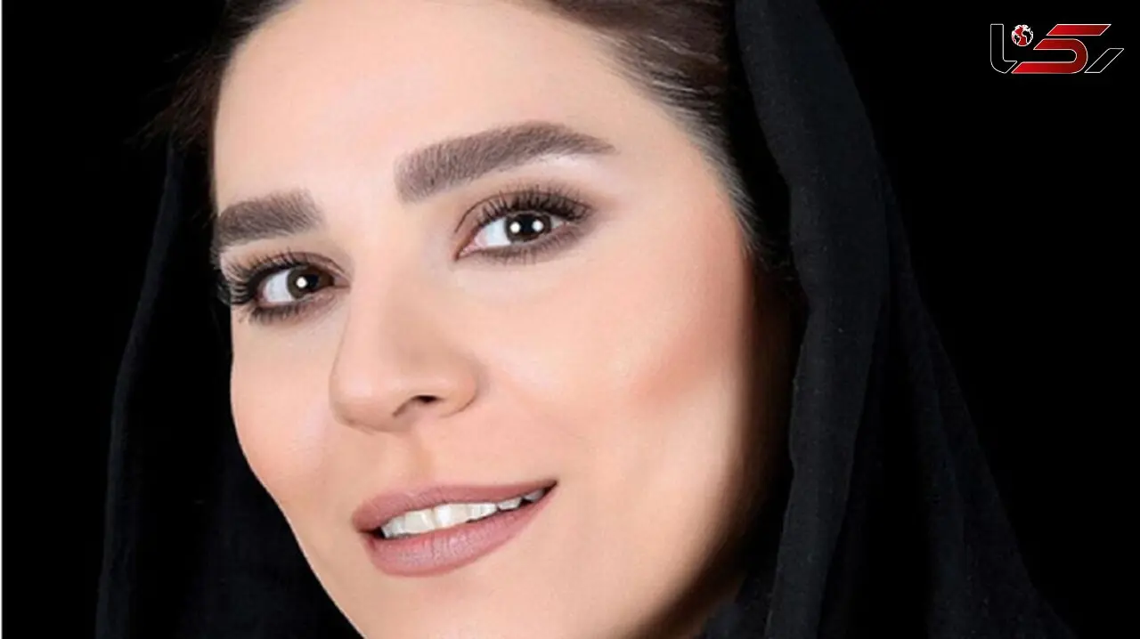عکس | حلقه ازدواج شیک و بزرگ سحر دولتشاهی با طرح مرواریدی و رنگ سیلور