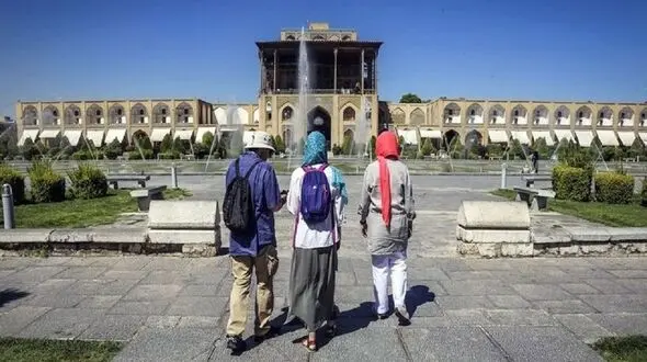 مجلس بگوید وزارتخانه شدن وزارت گردشگری چه سودی برای صنعت توریسم کشور داشت/ صنعتی خاموش که می توانست نجاتگر اقتصاد باشد!