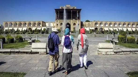 مجلس بگوید وزارتخانه شدن وزارت گردشگری چه سودی برای صنعت توریسم کشور داشت/ صنعتی خاموش که می توانست نجاتگر اقتصاد باشد!