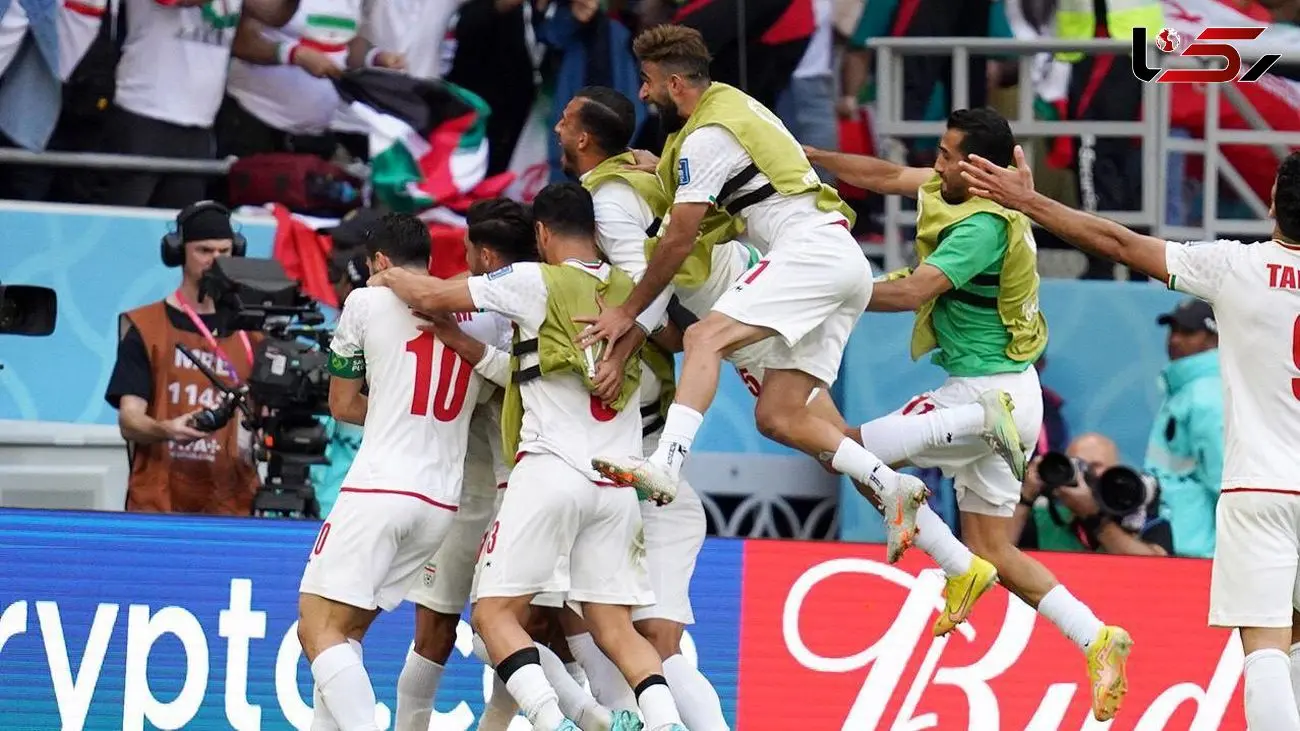 آرایشگر 2 آتشیه فوتبالی در شهرک غرب + فیلم گفتگو درباره حماسه تیم ملی در قطر