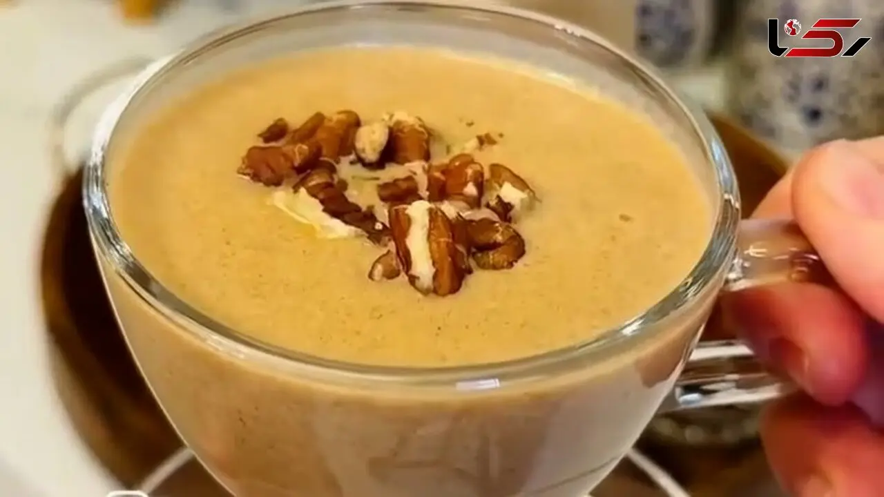 طرز تهیه نوشیدنی مقوی با خرما / فیلم