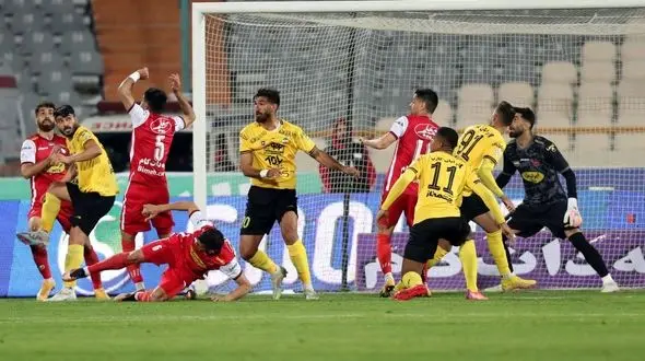 پرسپولیس چگونه کورس صدرنشینی را به سپاهان باخت؟+عکس