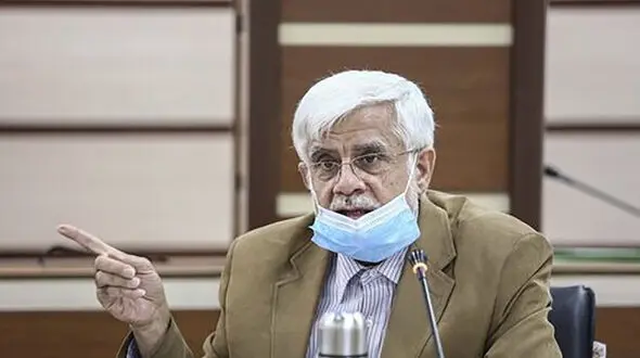 گفت‌وگوی تلفنی عارف با مهدی کروبی در بیمارستان