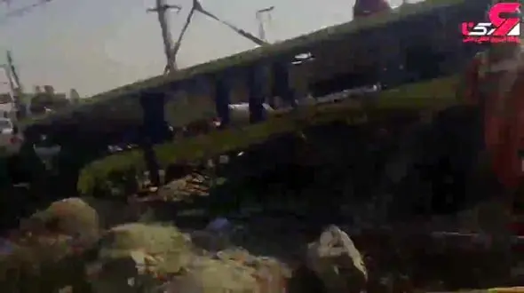 شروع تحقیقات کیفری مقدماتی در خصوص حادثه تصادف دانشگاه آزاد +فیلم محل حادثه