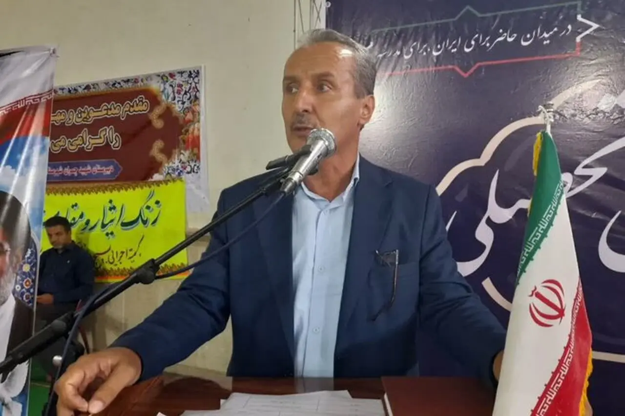 کوچکی: دانش آموزان سرمایه های اصلی جامعه و آینده سازان کشور هستند
