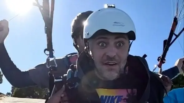 فیلم/ ریسک بزرگ علی ضیا در آفریقای جنوبی با تم آهنگ معروف استاد بوقی! / خدا رو شکر پاش به زمین رسید