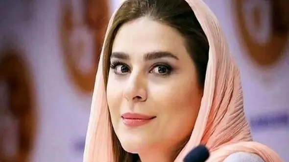 فیلم آواز معروفا /  هنرنمایی سحر دولتشاهی و بهرام رادان تو کنسرت /  دو نفرشون غوغا بپا کرد