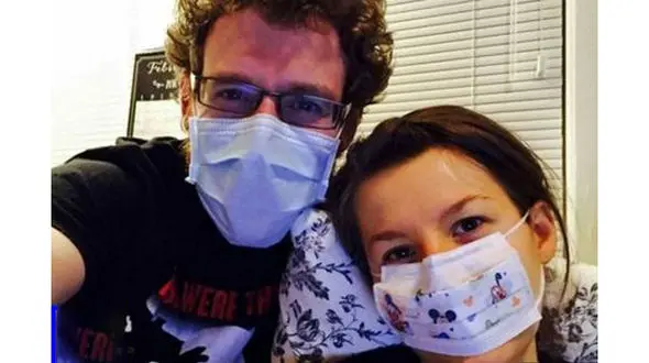 بوی بدن شوهر دلیل طلاق زوج جوان شد 