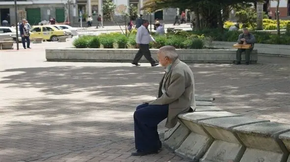 تلخ ترین سرنوشت برای مرد زن مرده! / بچه هایش از خانه بیرون انداختند