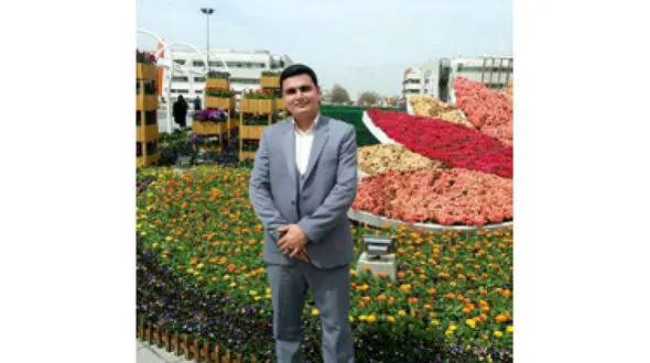 شبح عینکی کیست؟! / او سراغ مرد خوش تیپ در مشهد رفت! + عکس