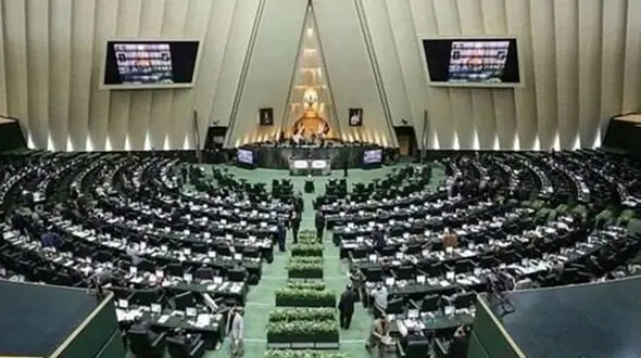 بررسی شکایت نیروی انتظامی از 4 نماینده مجلس / فردا صورت می گیرد
