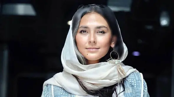 استوری پرمعنای هدی زین‌العابدین در یک خودرو