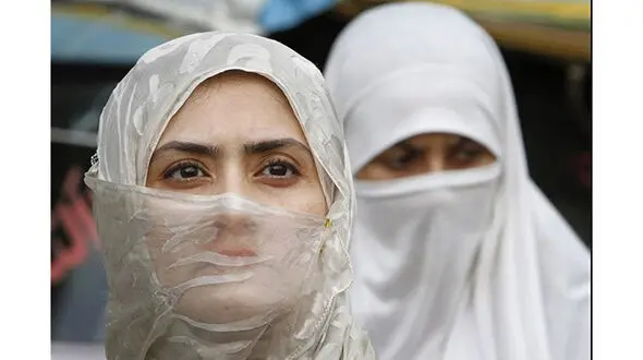 اولین حجاب های غیر اجباری برای خانم بازیگرهای سرشناس ! + 15 عکس دیدنی و جذاب