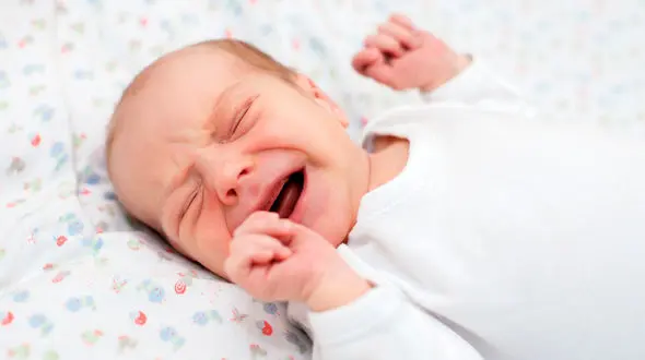 تولد عجیب یک نوزاد در قرچک / پدر و مادر از وجودش بی خبر بودند! 