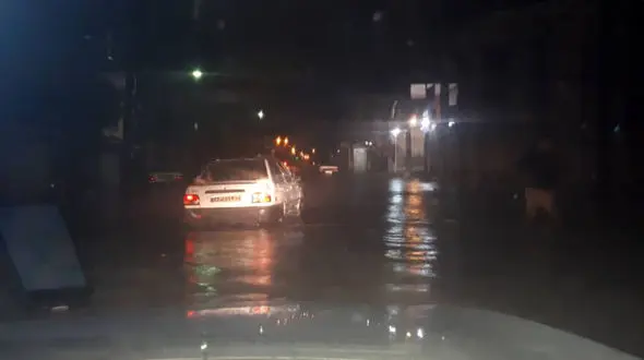 بیمارستانی در سیلاب اهواز غرق شد !+ فیلم