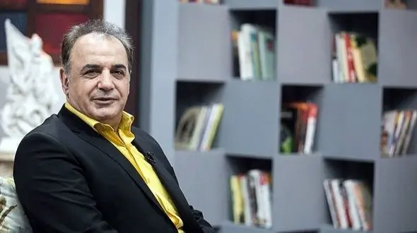 فیلم / لیلی بنشین خاطره ها را رو کن، لب وا کن و با واژه بزن جادو کن / شعر عاشقانه  علیرضا آذر با صدای فوق العاده استاد کاکاوند